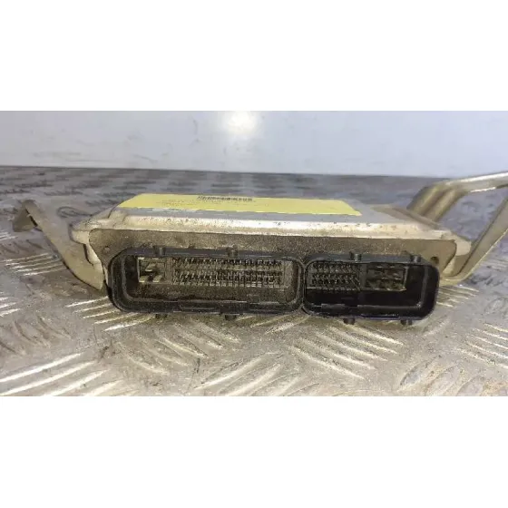 Centralita Motor Uce para Toyota Yaris