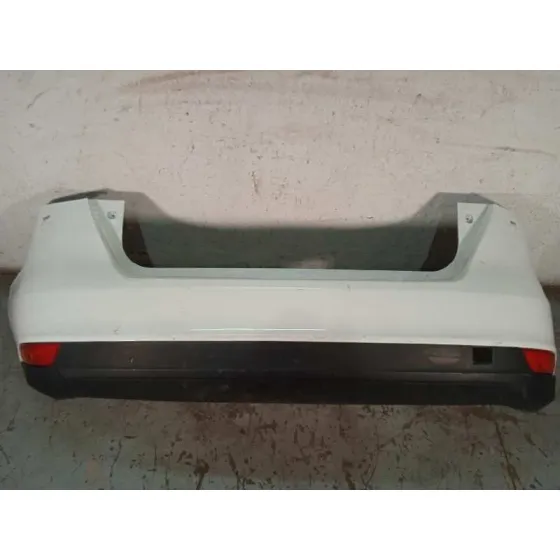 Paragolpes Trasero para Ford Focus Lim.