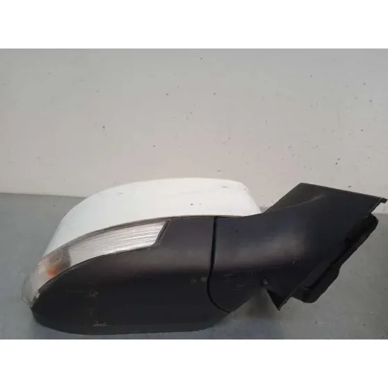 Retrovisor Derecho para Ford Focus Lim.
