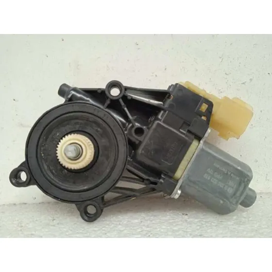 Motor Elevalunas Delantero Derecho para Ford Fiesta (Ccn)