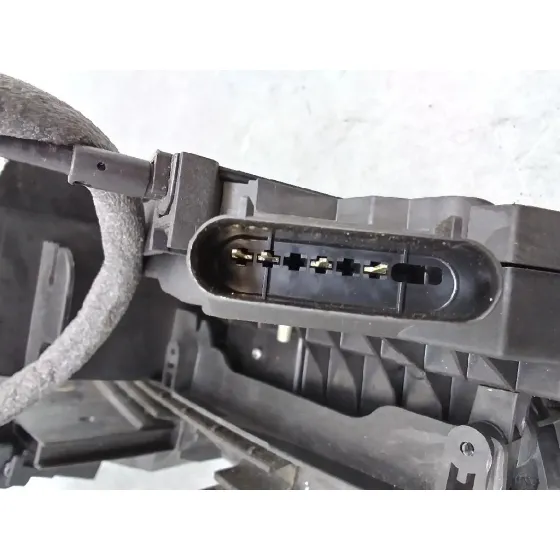 Cerradura Puerta Delantera Derecha para Ford Focus Lim.