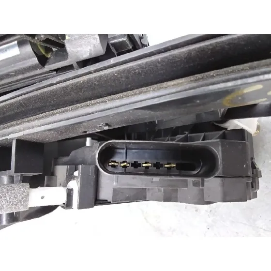 Cerradura Puerta Trasera Izquierda para Ford Focus Lim.