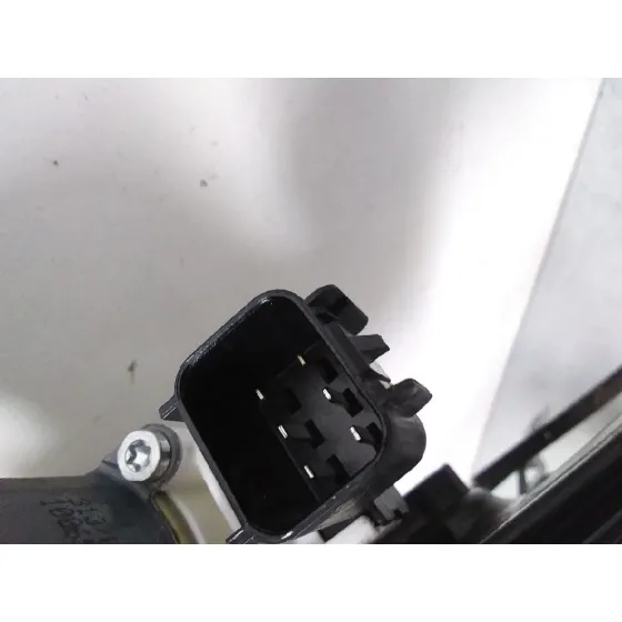 Elevalunas Delantero Derecho para Ford Focus Lim.