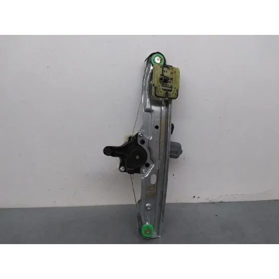 Elevalunas Trasero Derecho para Ford Focus Lim.