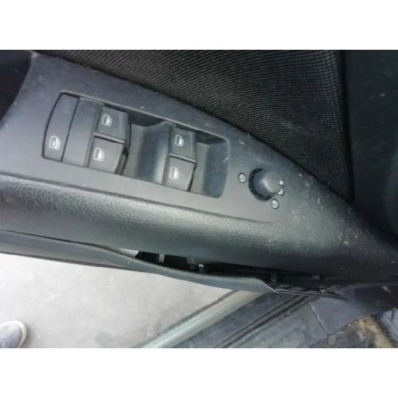 Mando Elevalunas Delantero Izquierdo para Audi Q7 (4L)