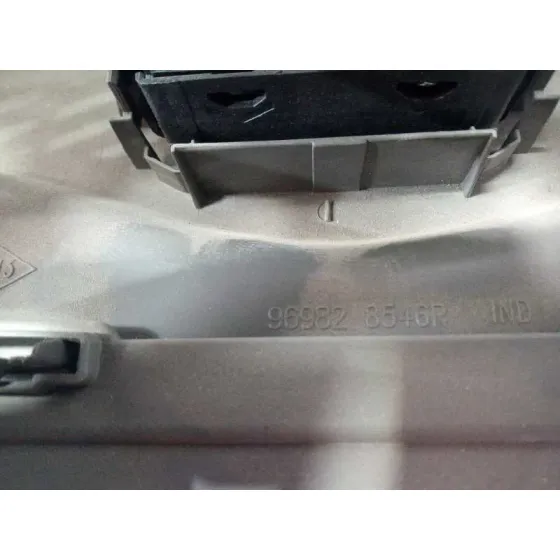 Luz Interior para Nissan Nv 400