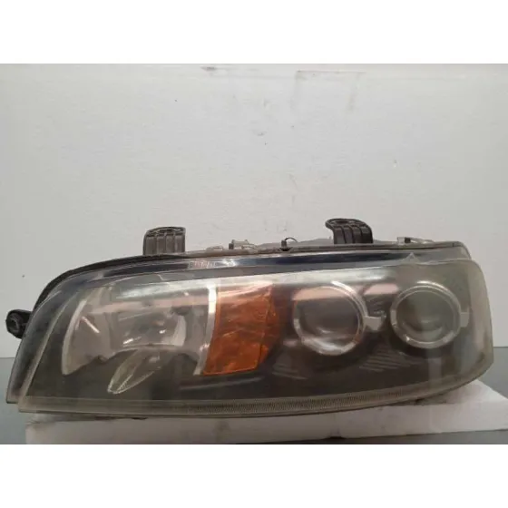 Faro Izquierdo para Fiat Punto Berlina (188)