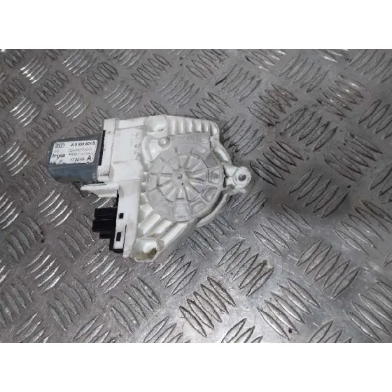 Motor Elevalunas Delantero Izquierdo para Audi Q7 (4L)