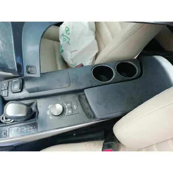 Apoyabrazos Central para Lexus Is