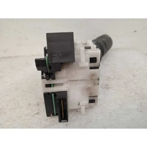 Mando Limpia para Nissan Navara Pick-Up (D40M)
