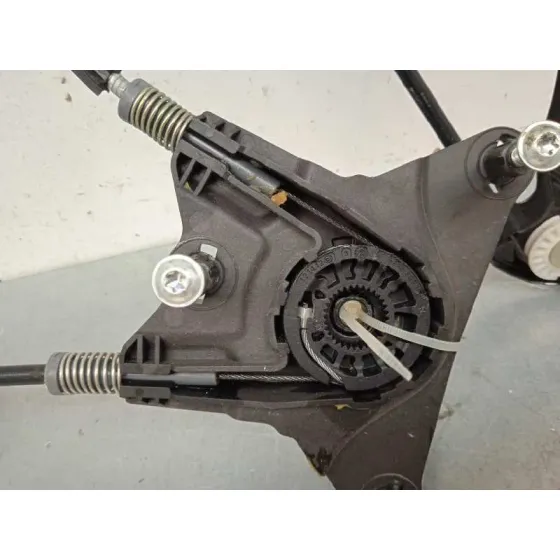 Elevalunas Delantero Izquierdo para Seat Toledo (Kg3)