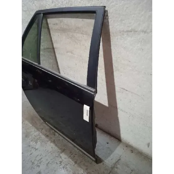 Puerta Trasera Derecha para Kia Carens (Un)