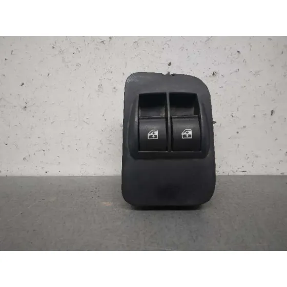 Mando Elevalunas Delantero Izquierdo para Fiat Qubo (300)