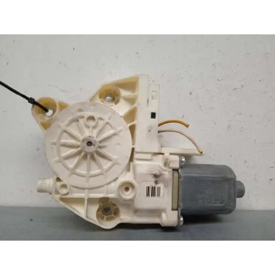 Motor Elevalunas Delantero Izquierdo para Ford Focus Sportbreak (Cap)