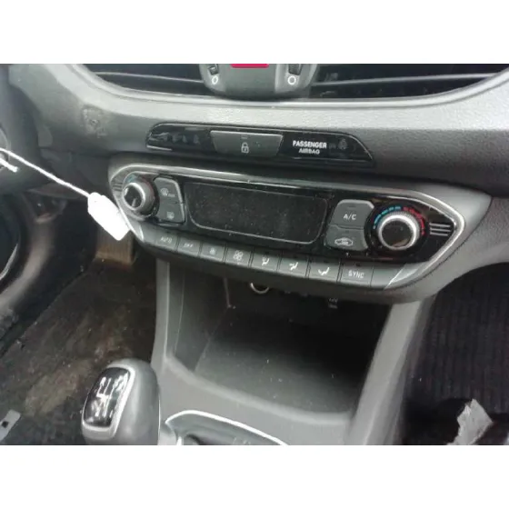 Mando Climatizador para Hyundai I30 Cw (Pd)