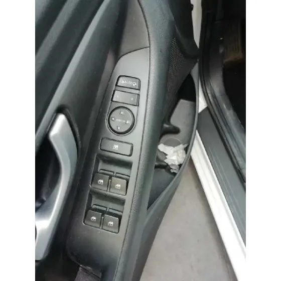 Mando Elevalunas Delantero Izquierdo para Hyundai I30 Cw (Pd)