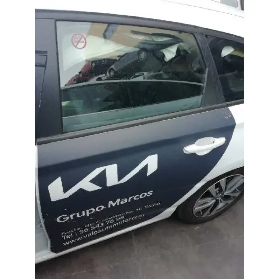 Puerta Trasera Izquierda para Hyundai I30 Cw (Pd)
