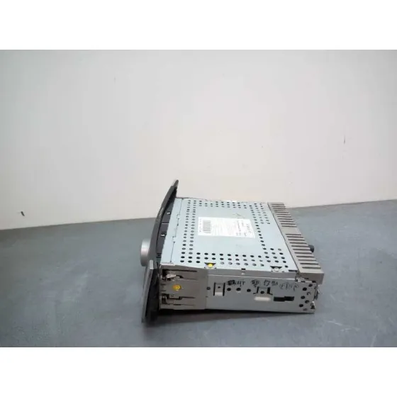 Sistema Audio / Radio Cd para Mitsubishi Grandis (Na0W)