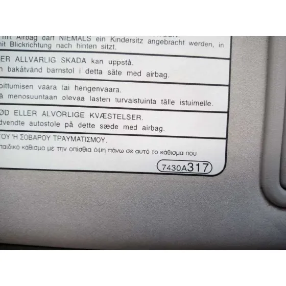 Parasol Derecho para Mitsubishi Grandis (Na0W)