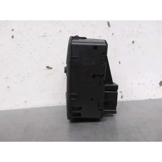 Mando Elevalunas Delantero Izquierdo para Opel Corsa D