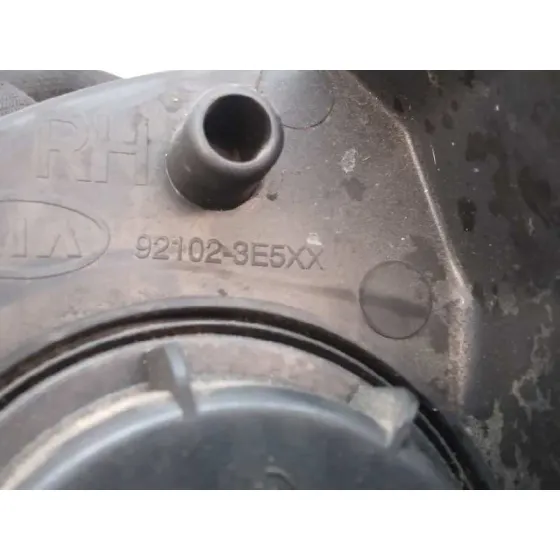 Faro Derecho para Kia Sorento