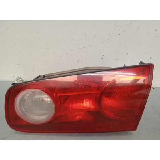 Piloto Trasero Derecho Interior para Renault Laguna Ii (Bg0)