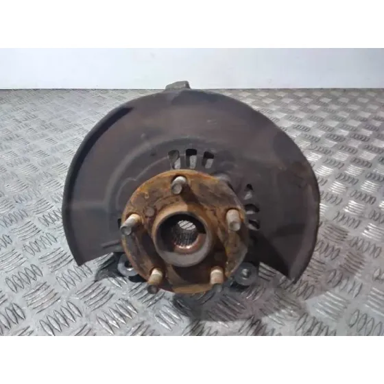 Mangueta Delantera Izquierda para Toyota Prius (Nhw30)