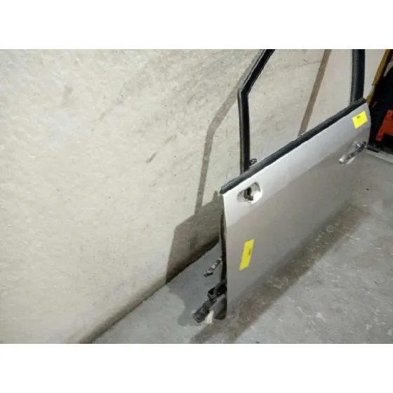 Puerta Delantera Izquierda para Kia Carens (Un)