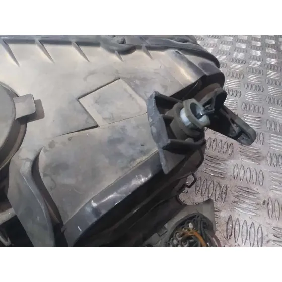 Faro Derecho para Volkswagen Touareg (7La)