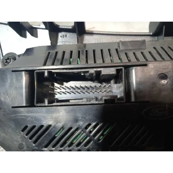 Mando Climatizador para Ford Focus Lim. (Cb8)