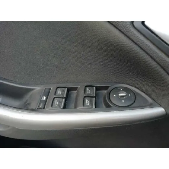 Mando Elevalunas Delantero Izquierdo para Ford Focus Lim. (Cb8)