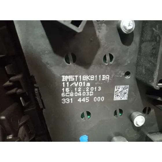 Sistema Audio / Radio Cd para Ford Focus Lim. (Cb8)