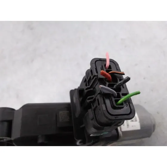 Motor Elevalunas Delantero Derecho para Hyundai I30 Cw (Pd)
