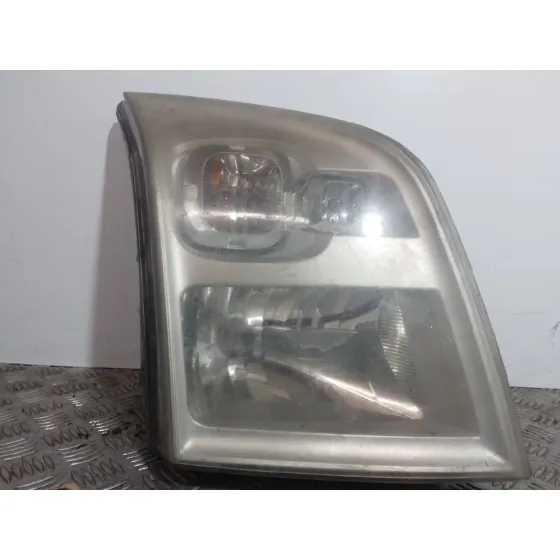 Faro Derecho para Ford Transit Caja Cerrada '06