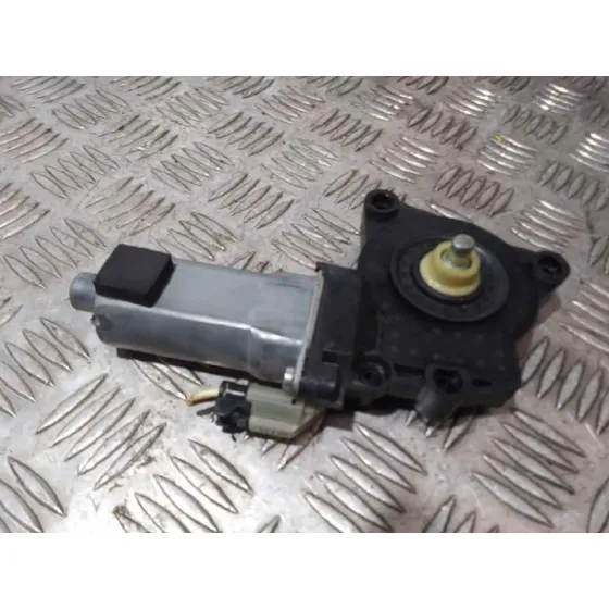 Motor Elevalunas Delantero Derecho para Kia Carens (Un)