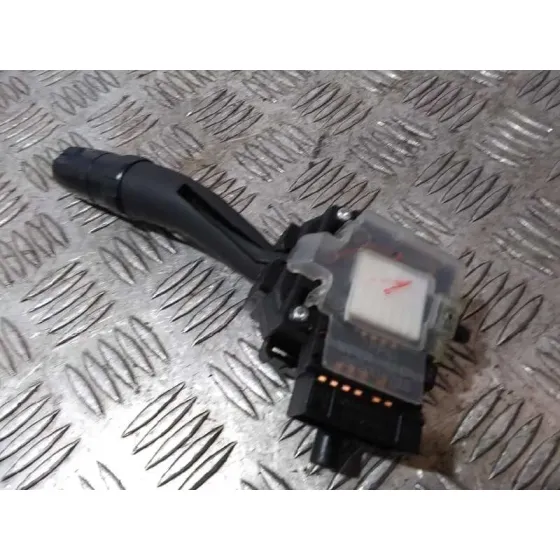 Mando Limpia para Kia Carens (Un)