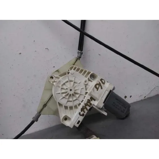 Elevalunas Delantero Derecho para Skoda Superb Combi (3T5)