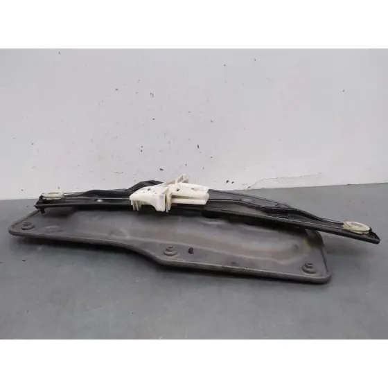 Elevalunas Trasero Izquierdo para Skoda Superb Combi (3T5)