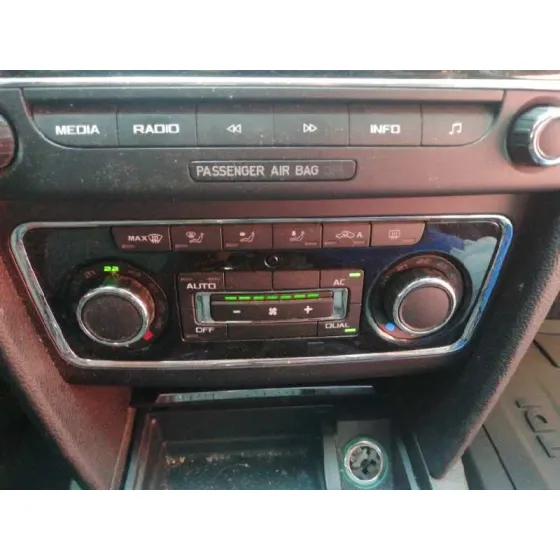 Mando Climatizador para Skoda Superb Combi (3T5)