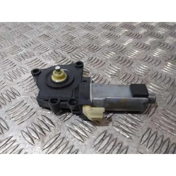 Motor Elevalunas Delantero Izquierdo para Kia Carens (Un)