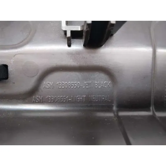 Guantera para Opel Insignia Berlina