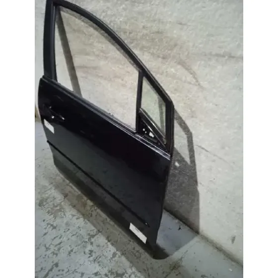 Puerta Delantera Derecha para Mazda 5 Berl. (Cr)