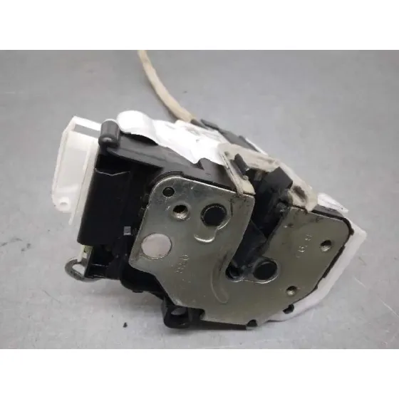 Cerradura Puerta Delantera Derecha para Fiat Qubo (300)