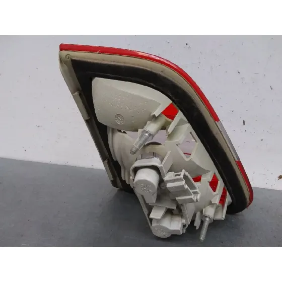 Piloto Trasero Derecho Interior para Mercedes-Benz Clase B (W245)