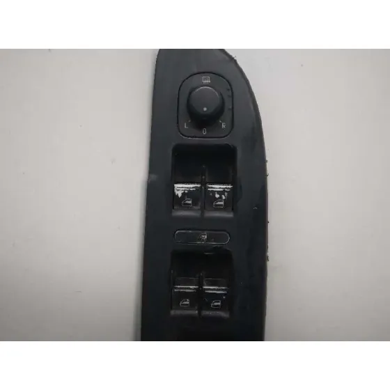Mando Elevalunas Delantero Izquierdo para Volkswagen Passat Berlina (3C2)