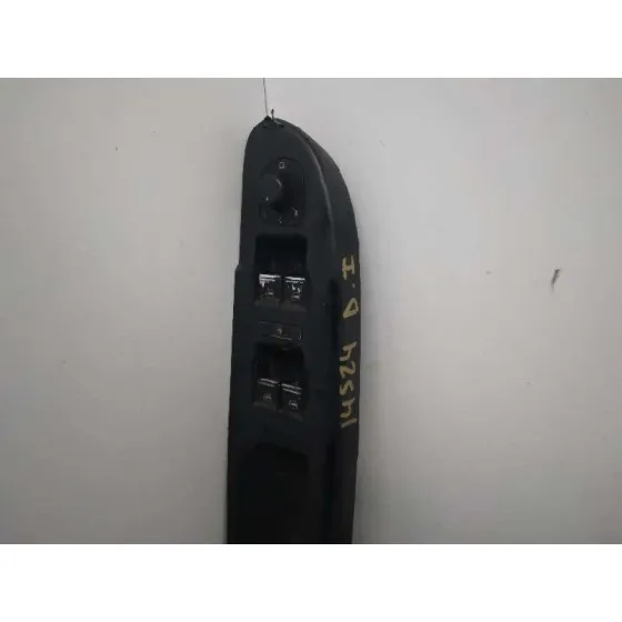Mando Elevalunas Delantero Izquierdo para Volkswagen Passat Berlina (3C2)