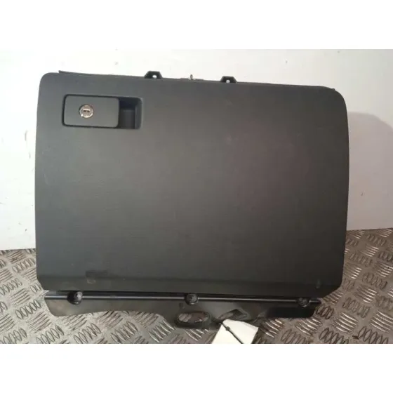 Guantera para Volkswagen Passat Berlina (3C2)