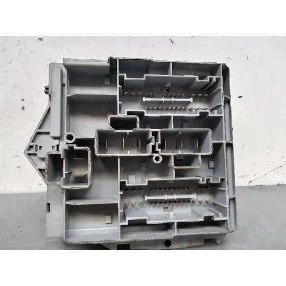 Caja Reles / Fusibles para Fiat Bravo (198)