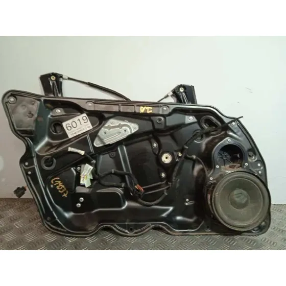 Elevalunas Delantero Izquierdo para Volkswagen Passat Berlina (3C2)