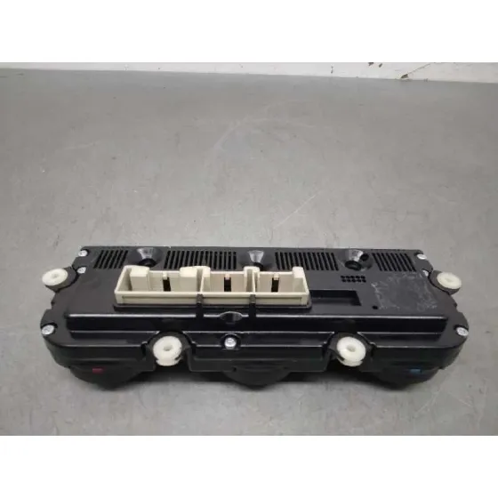 Mando Climatizador para Volkswagen Passat Berlina (3C2)